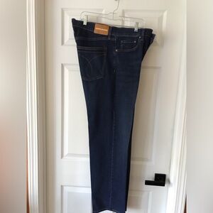 Calvin Klein blue jeans 38W x 32L.  CKJ 035 straight.